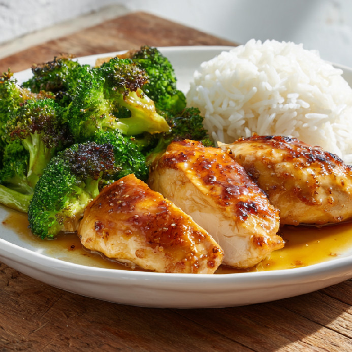 Teriyaki kura s grilovanou brokolicou